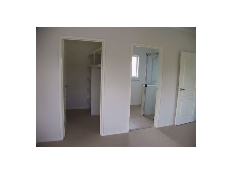 119 ROYAL PARADE, Banyo QLD 4014