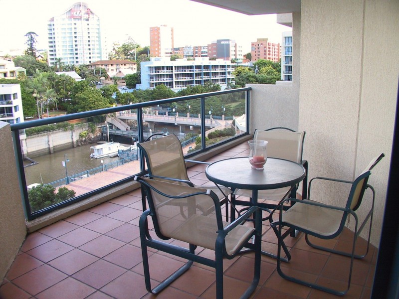 03/44 FERRY STREET, Kangaroo Point QLD 4169