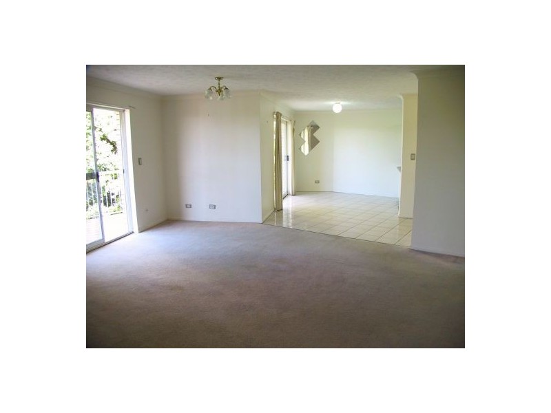 8/96 DORNOCH TCE, Highgate Hill QLD 4101