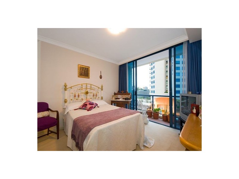 35 PROSPECT STREET, Kangaroo Point QLD 4169