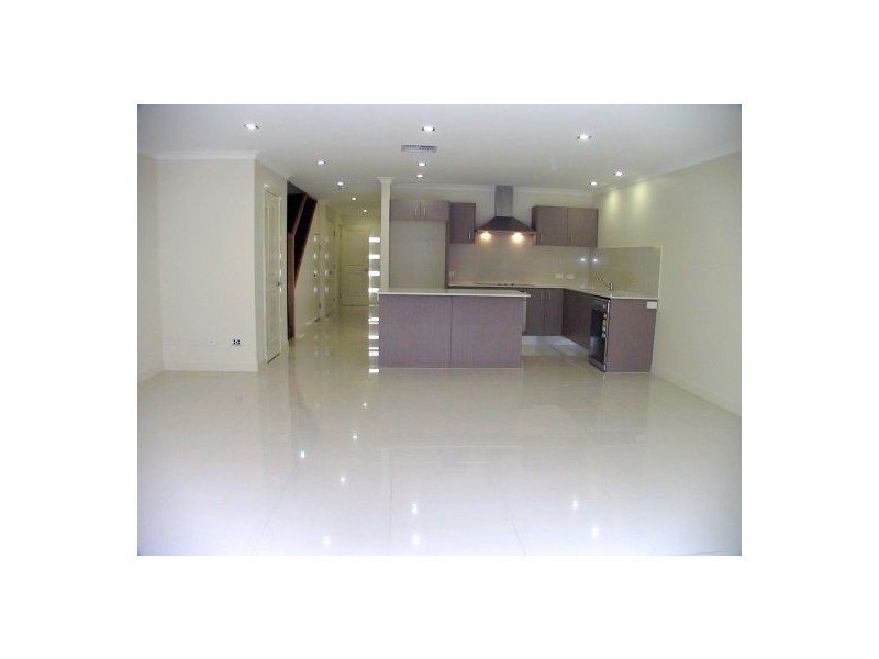 1/12 LUCY STREET, Albion QLD 4010