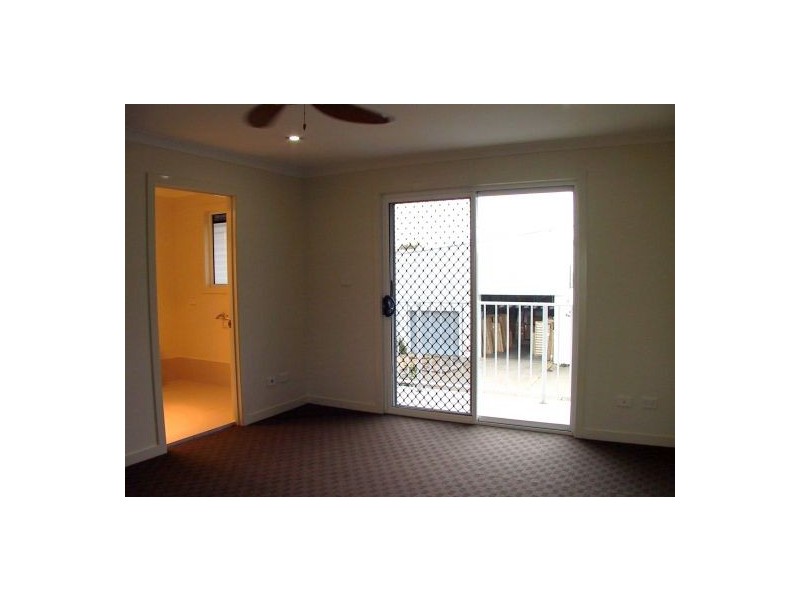 1/12 LUCY STREET, Albion QLD 4010