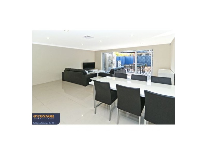 4/10 LUCY STREET, Albion QLD 4010