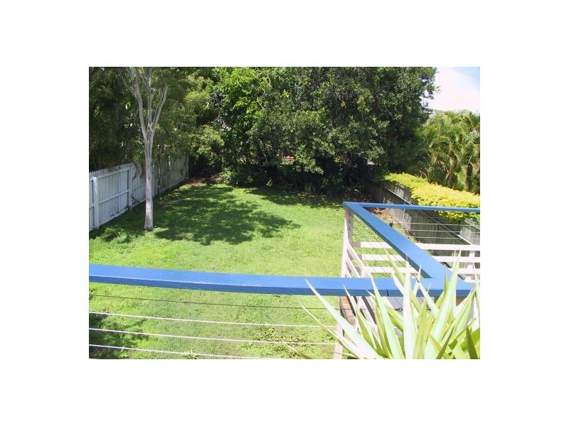 143 MacCrossan Avenue, Norman Park QLD 4170