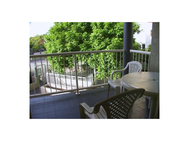 223/85 DEAKIN STREET, Kangaroo Point QLD 4169