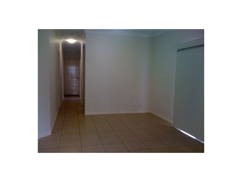 2/119 ROYAL PARADE, Banyo QLD 4014