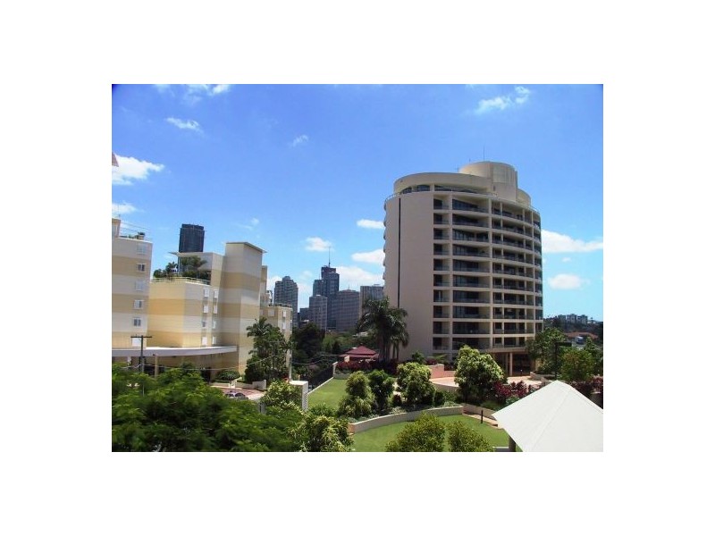 206/355 MAIN STREET, East Brisbane QLD 4169