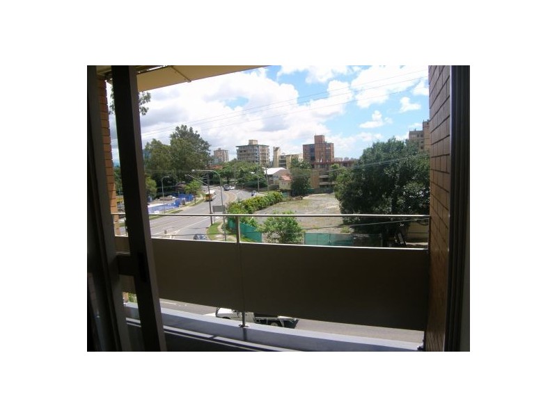 5/5 SIR FRED SCHONELL DVE, St Lucia QLD 4067