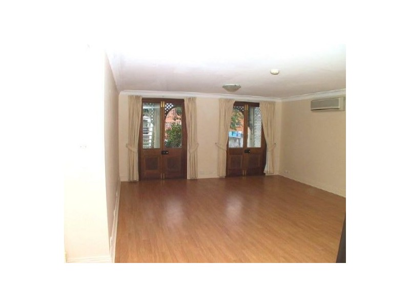 40 CLARENDON STREET, East Brisbane QLD 4169