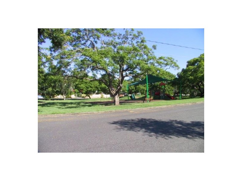 40 CLARENDON STREET, East Brisbane QLD 4169