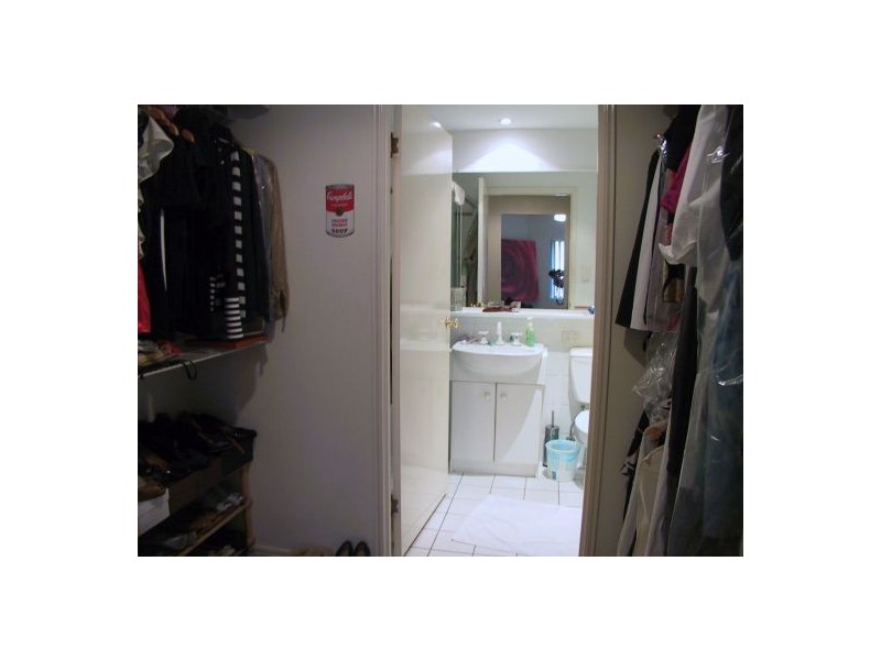 29/16 GOODWIN STREET, Kangaroo Point QLD 4169