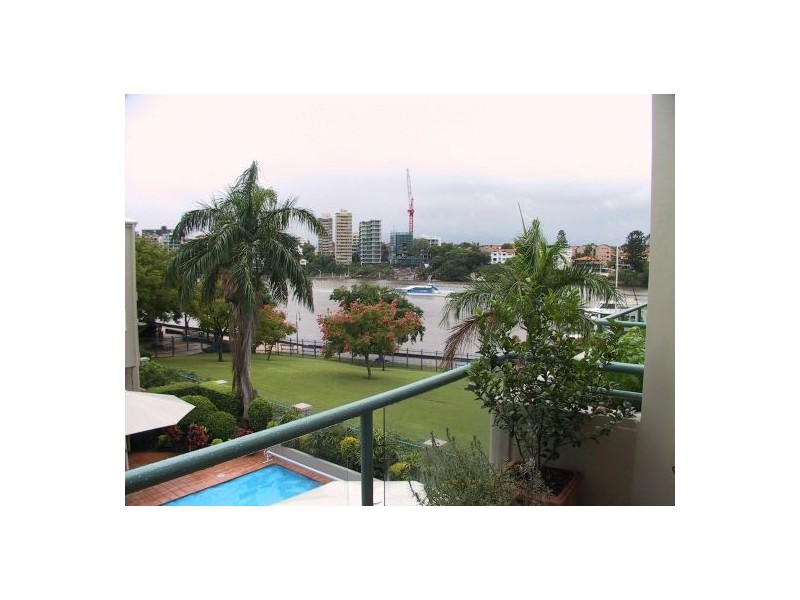 29/16 GOODWIN STREET, Kangaroo Point QLD 4169