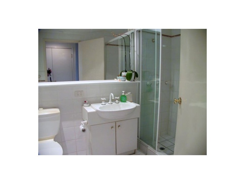 29/16 GOODWIN STREET, Kangaroo Point QLD 4169