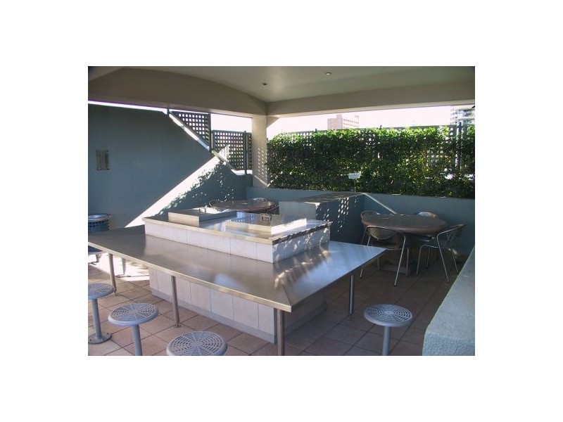55 DARRAGH STREET, Kangaroo Point QLD 4169
