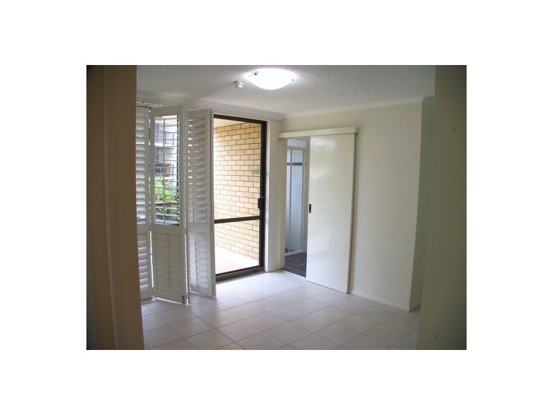 5/89 THORN STREET, Kangaroo Point QLD 4169