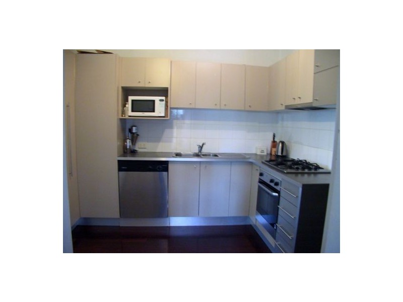 29 OVEREND STREET, East Brisbane QLD 4169