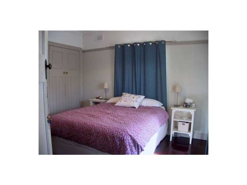 29 OVEREND STREET, East Brisbane QLD 4169