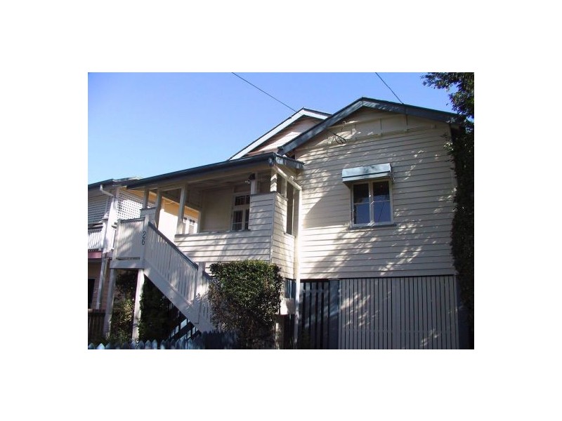 26 CLARENDON STREET, East Brisbane QLD 4169