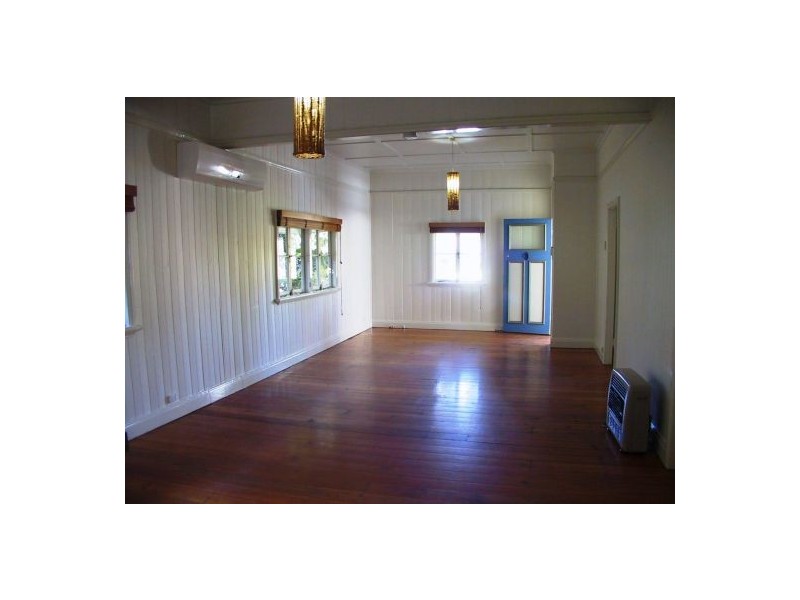 26 CLARENDON STREET, East Brisbane QLD 4169