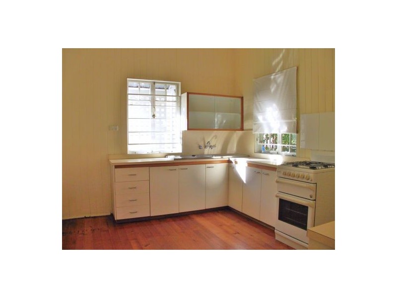 2A DIDSBURY STREET, East Brisbane QLD 4169