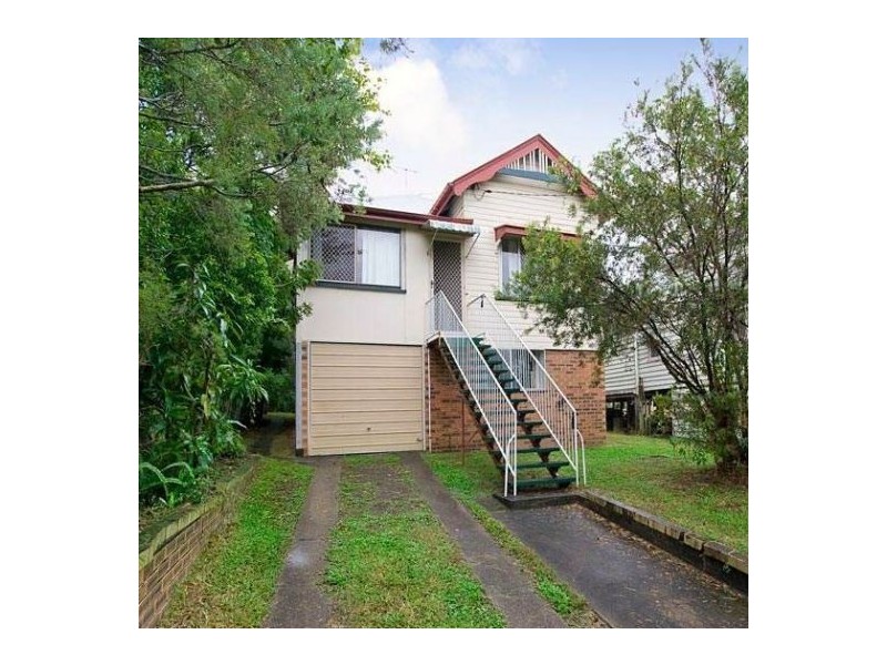 31 HENRY STREET, Woolloongabba QLD 4102