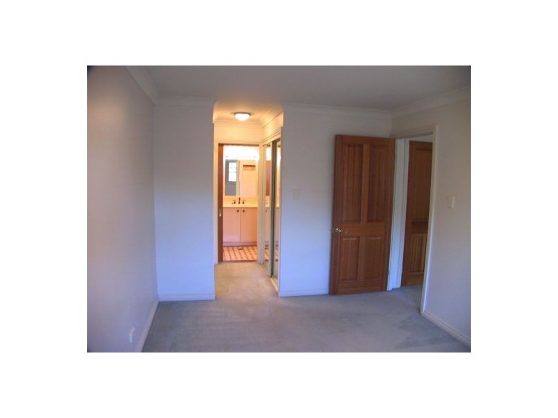 East Brisbane QLD 4169