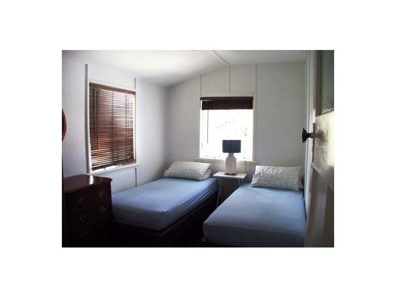 09 HOWARD STREET, Coorparoo QLD 4151