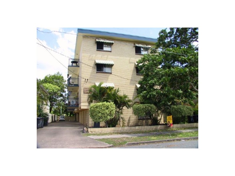 143 BAINES STREET, Kangaroo Point QLD 4169