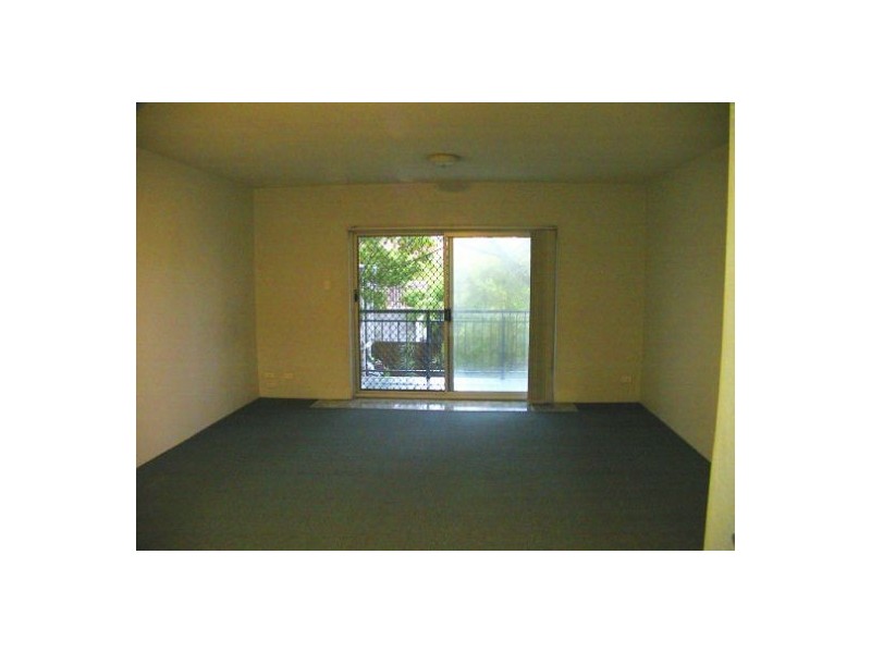 143 BAINES STREET, Kangaroo Point QLD 4169