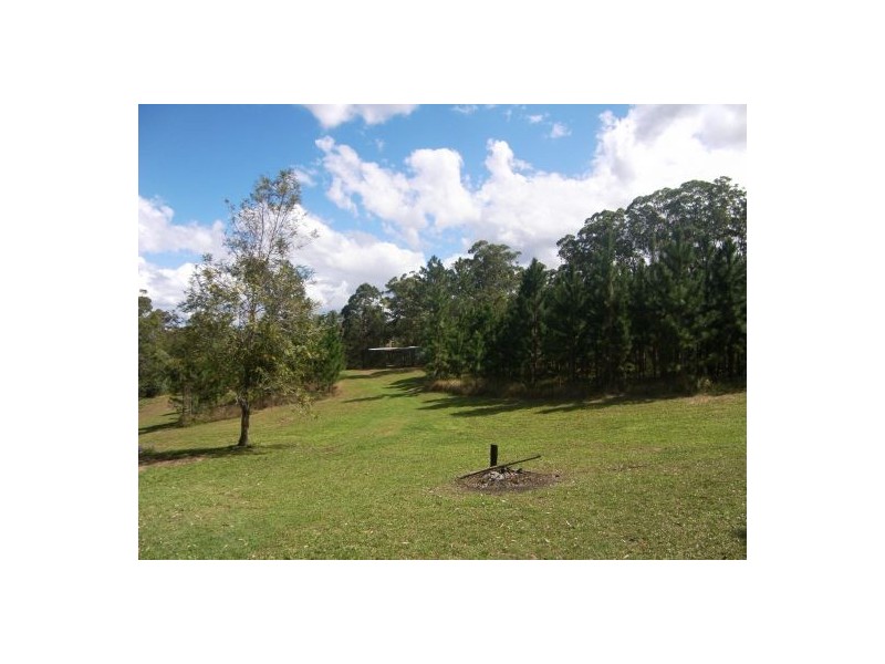 484 BURRIDGE RD, Kybong QLD 4570