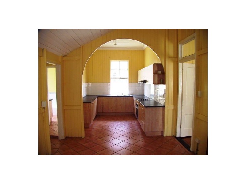 551A VULTURE ST, East Brisbane QLD 4169