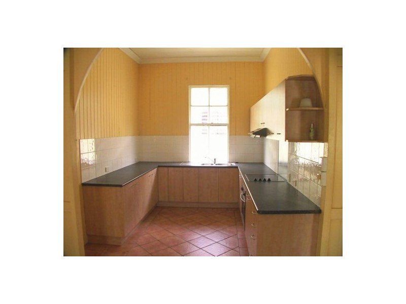 551A VULTURE ST, East Brisbane QLD 4169