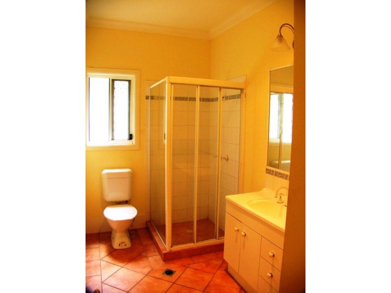 551A VULTURE ST, East Brisbane QLD 4169