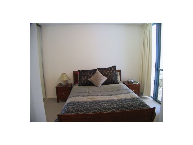 0210/803 STANLEY STREET, Woolloongabba QLD 4102