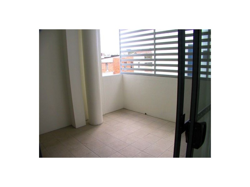 0210/803 STANLEY STREET, Woolloongabba QLD 4102