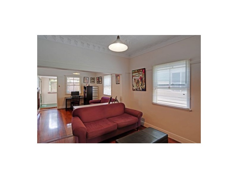 28 GEELONG ST, East Brisbane QLD 4169