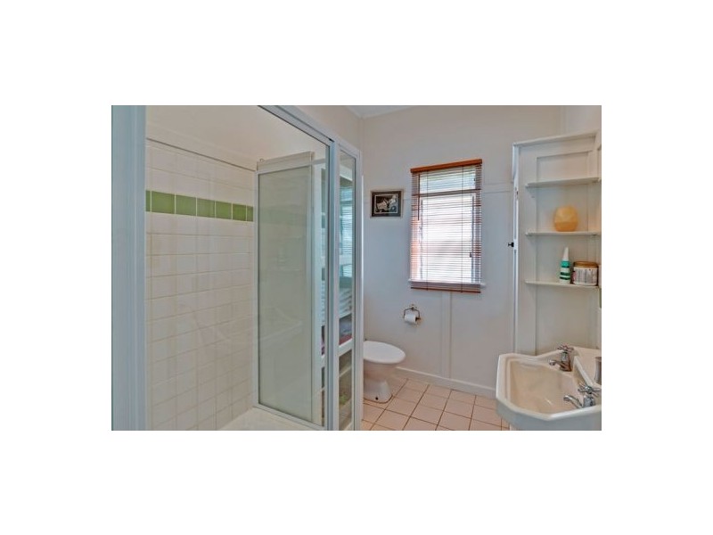 28 GEELONG ST, East Brisbane QLD 4169