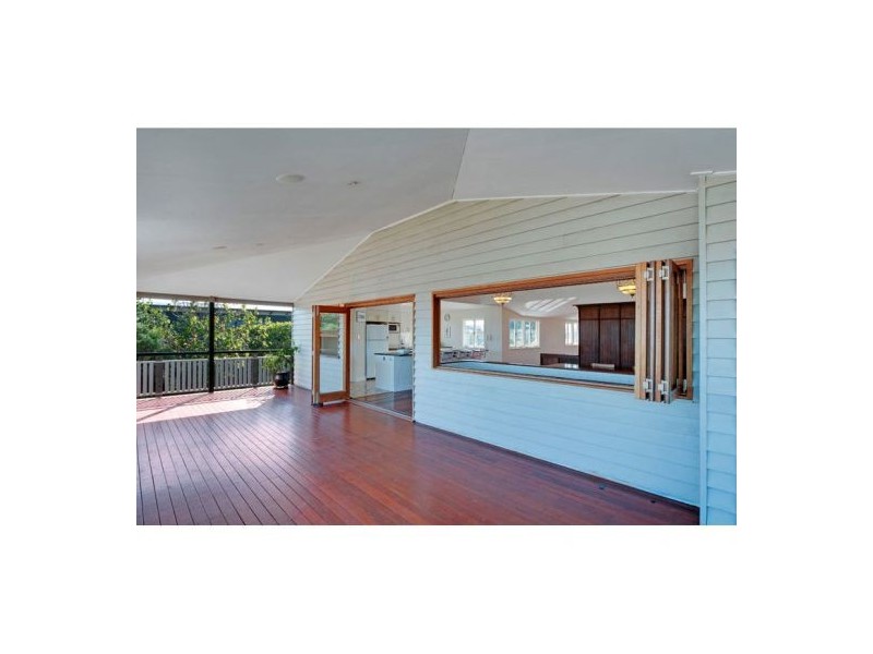 77 City View Rd, Camp Hill QLD 4152