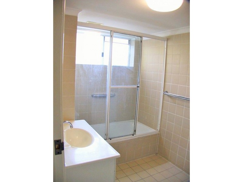 Greenslopes QLD 4120