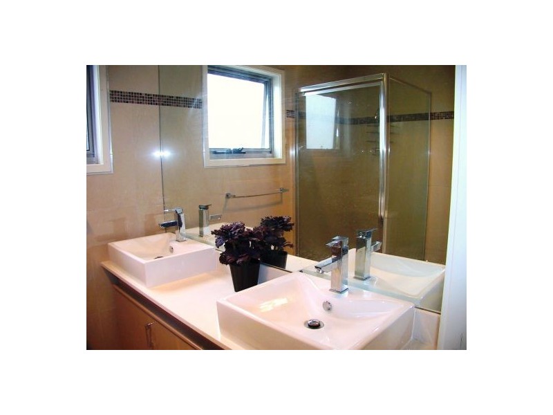 East Brisbane QLD 4169