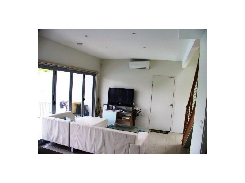 East Brisbane QLD 4169