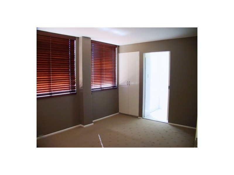 .11/60 Norman Crescent, Norman Park QLD 4170