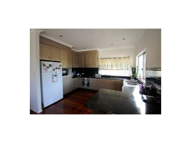 86 Maynard Street, Woolloongabba QLD 4102
