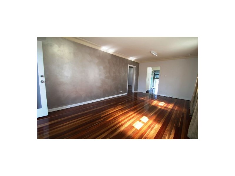 77 Dawson Road, Upper Mount Gravatt QLD 4122