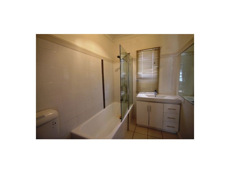 77 Dawson Road, Upper Mount Gravatt QLD 4122