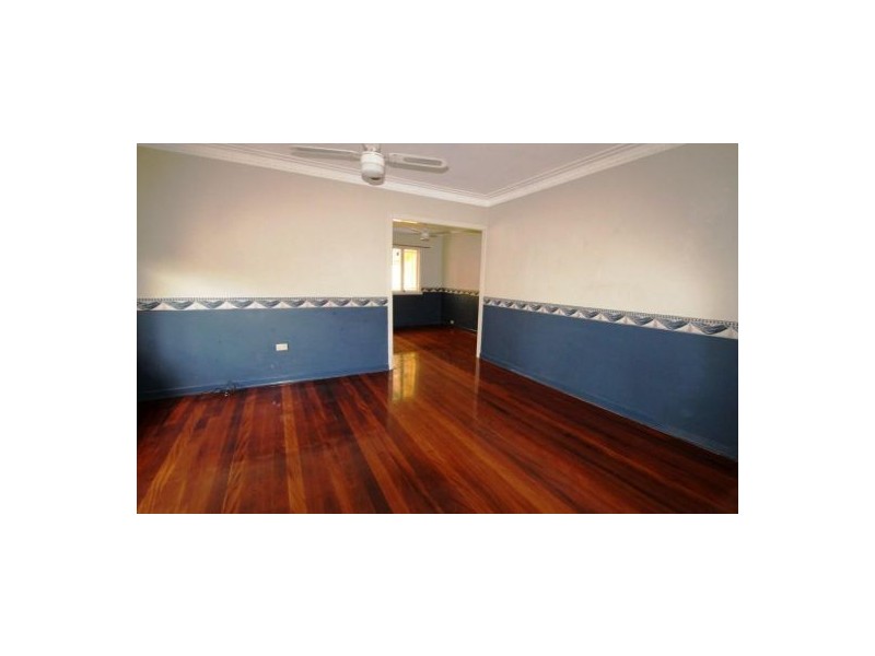 24 Norman Avenue, Norman Park QLD 4170