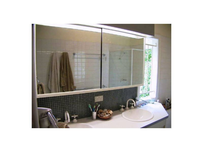 East Brisbane QLD 4169