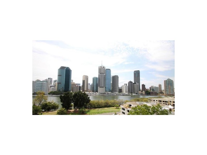 12/235 Main Street, Kangaroo Point QLD 4169