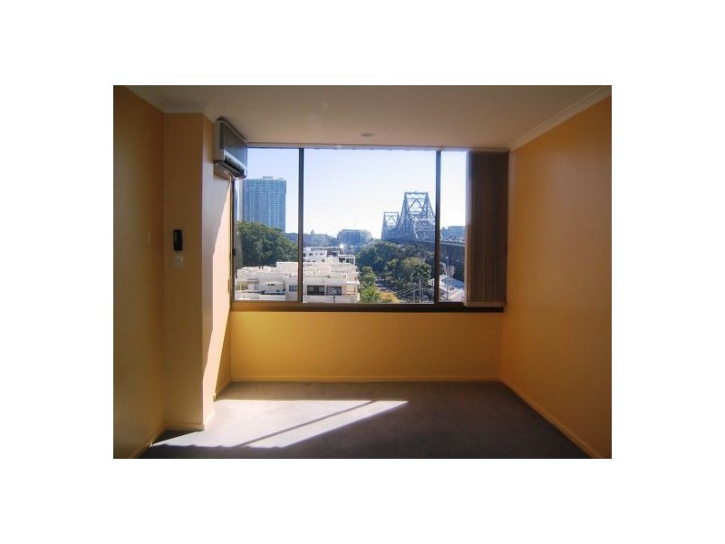 12/235 Main Street, Kangaroo Point QLD 4169