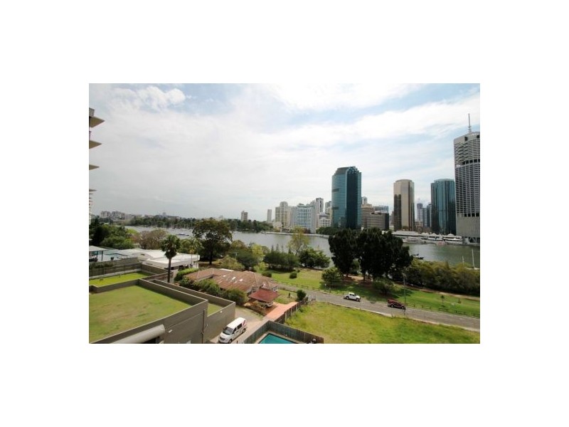 12/235 Main Street, Kangaroo Point QLD 4169